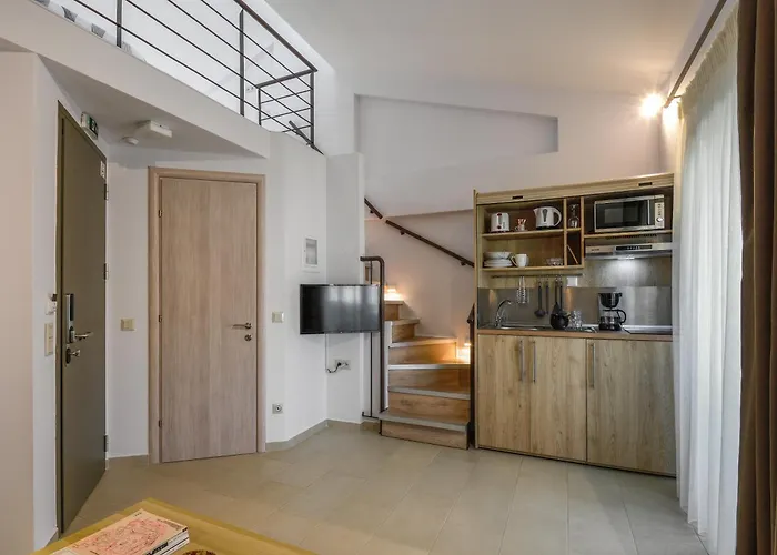 Marthina Luxury Living
